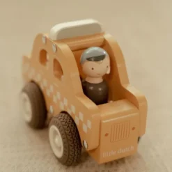 Little Dutch Taxi Inclusief Pegdoll – Hout