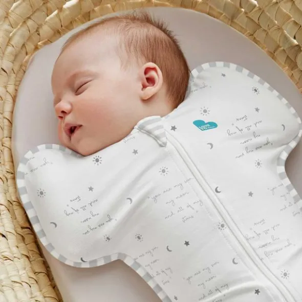 Love to Dream Inbakerslaapzak - Swaddle Up™ - 3-6 Maanden - Wit met Tekst
